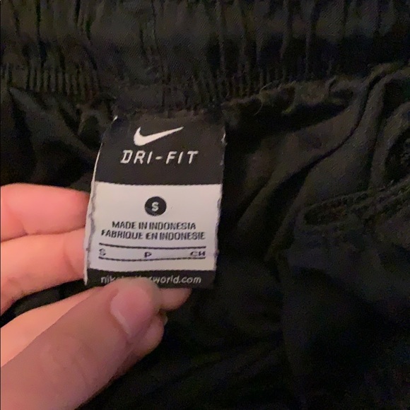 Nike dri- fit soccer shorts - Picture 2 of 2